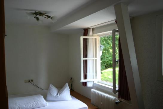 Pension (Hôtel basse catégorie) Landgasthof Dorflinde 1