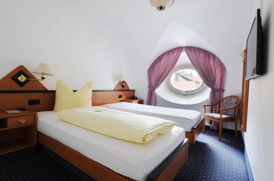 Hotel Goldener Hirsch 3