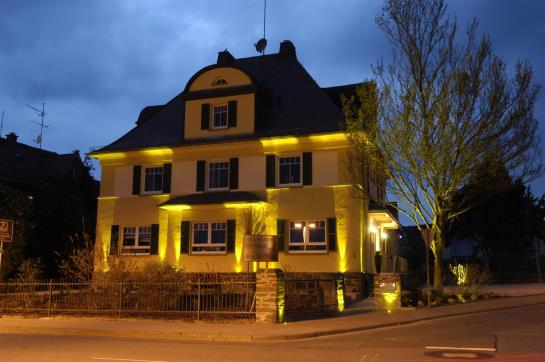 Hotel Im Alten Forstamt 8