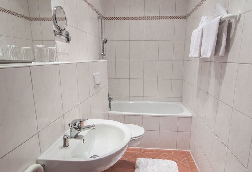 Hôtel Hartmann An Der Amperbruecke 20