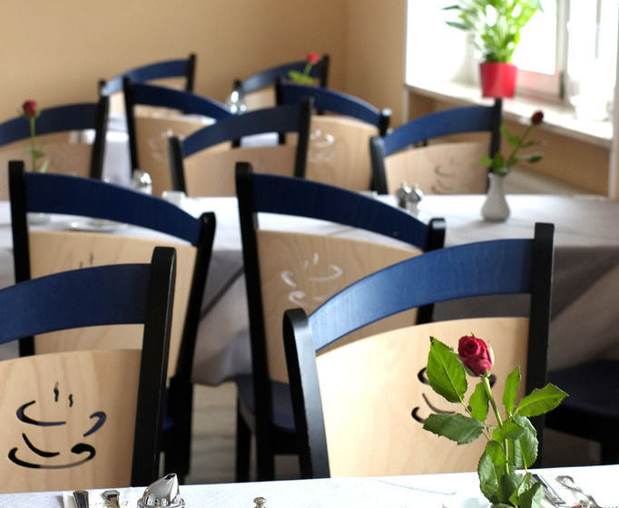 KONRAD Holzkirchen Hotel Garni 15