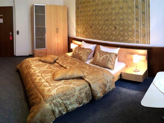 Hotel Garni Ratstube 1