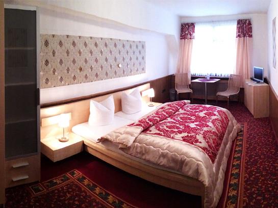 Hotel Garni Ratstube 3