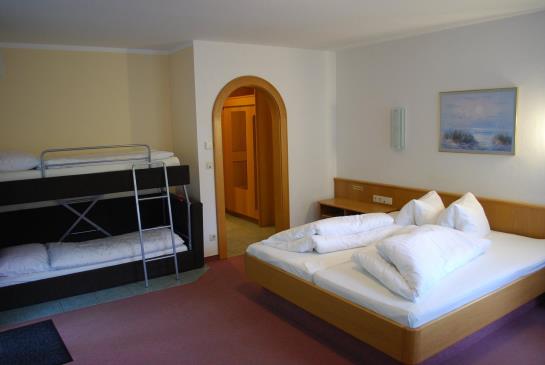 Hotel Berggaststätte Götschenalm 1