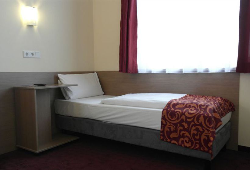 Hotel Dream Inn Regensburg 19
