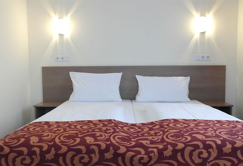 Hotel Dream Inn Regensburg 20