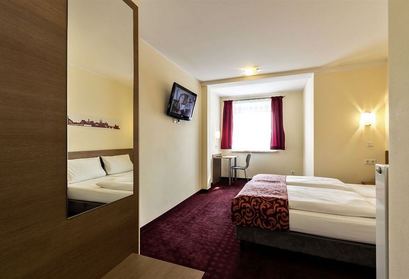 Hotel Dream Inn Regensburg 7