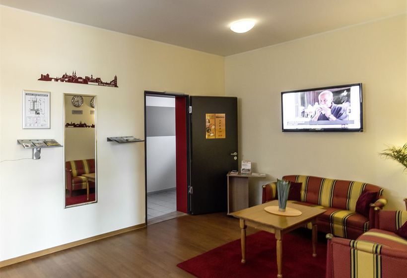 Hotel Dream Inn Regensburg 8