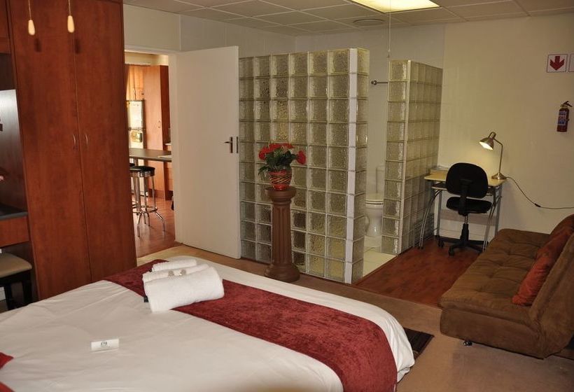 Pension Crane's Nest Guest House & Spa @ 313 4