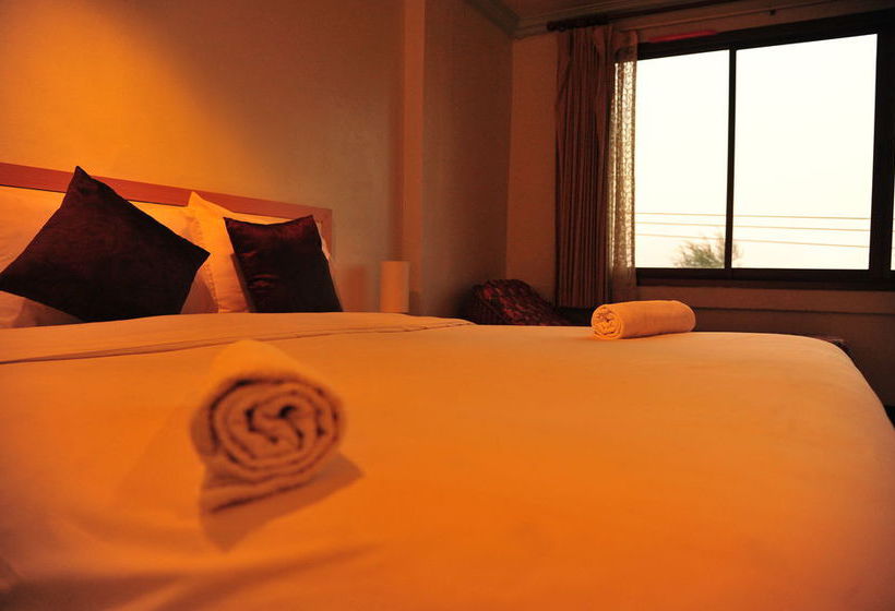 Magic House Hostel 11