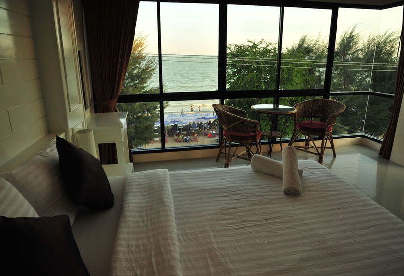 Magic House Hostel 14