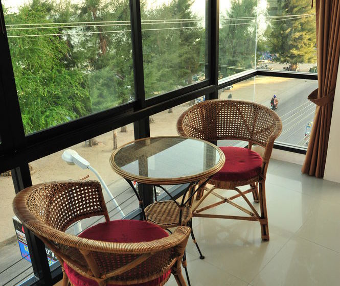 Magic House Hostel 19