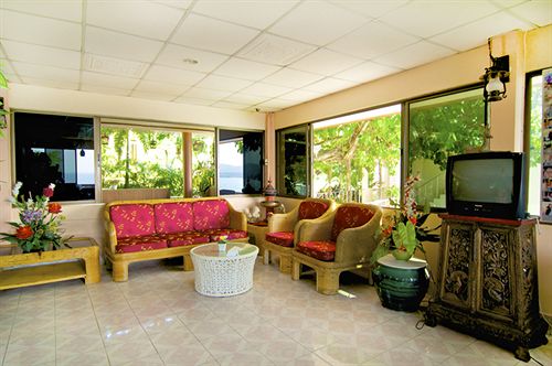 Baan Karon Hill Resort 16