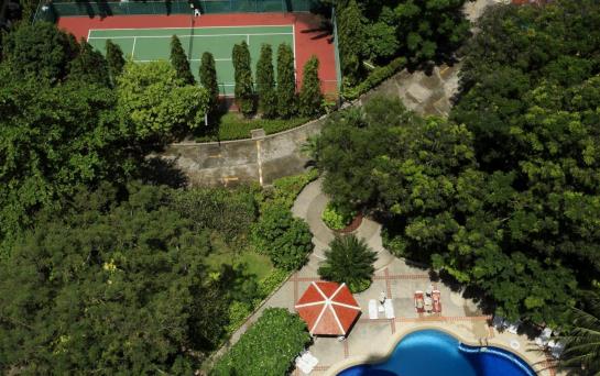 Hotel Waterfront Suites Phuket By Centara 8