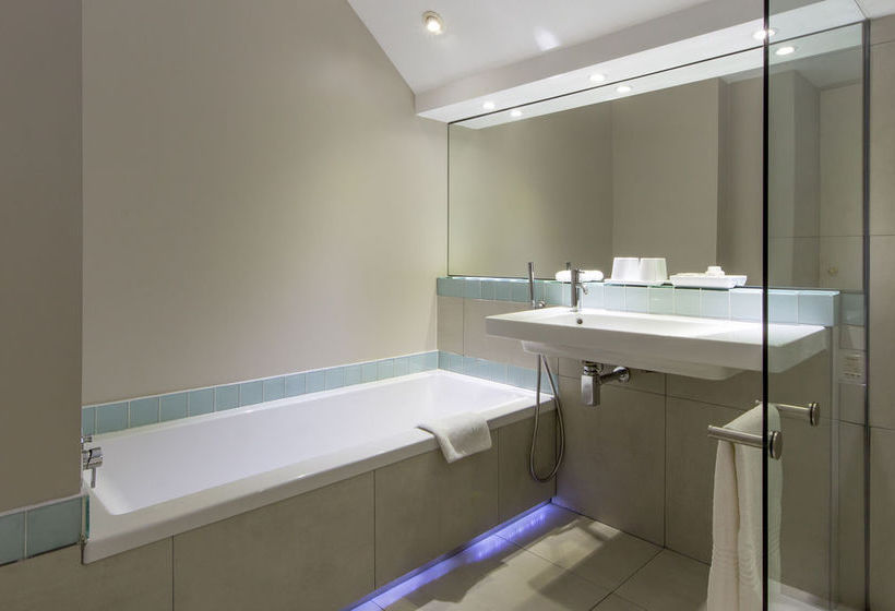 Hotel Quarry Lake Inn 6