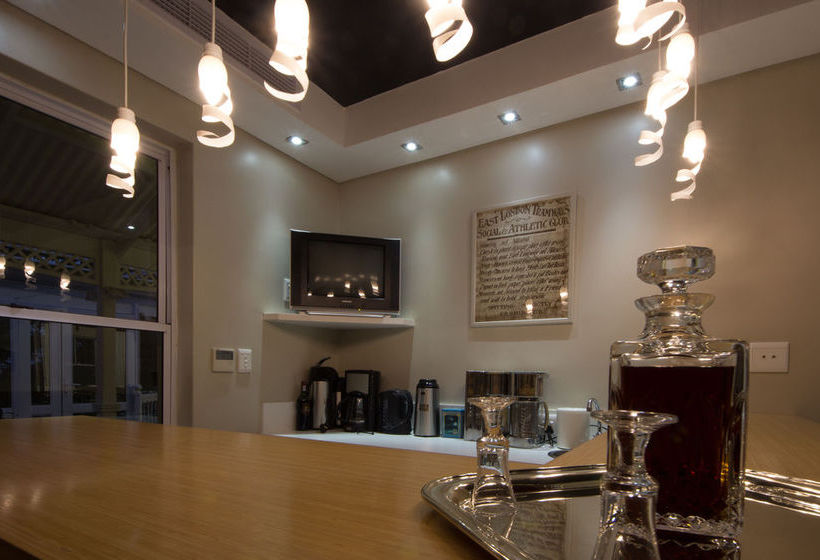 Hotel Quarry Lake Inn 9