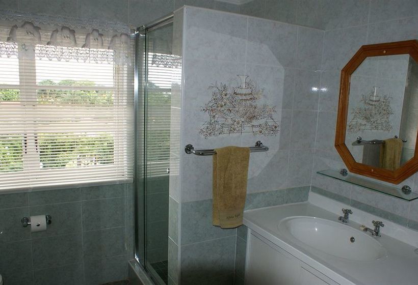 Pension Africa Regent Guest House 17