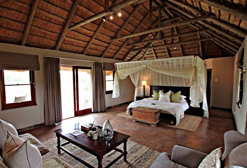 Amakhala Game Reserve - Hlosi Game Lodge 7