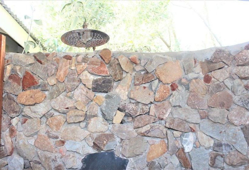 Olive Garden Country Lodge 14