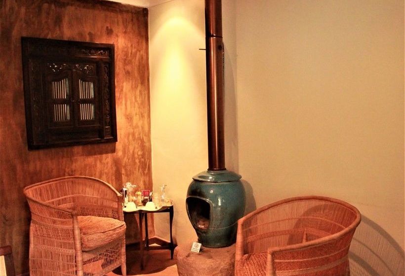 Olive Garden Country Lodge 16