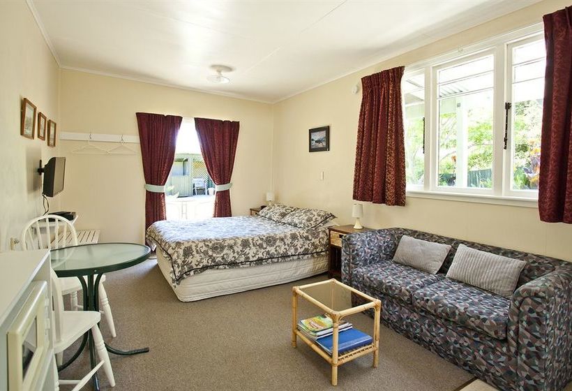 The Station House Motel 2