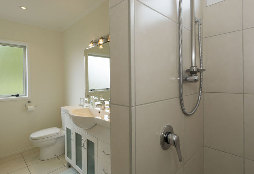 Seascape Villa Bed & Breakfast 10