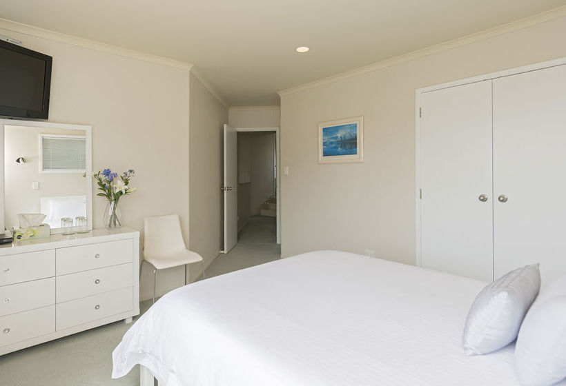 Seascape Villa Bed & Breakfast 15