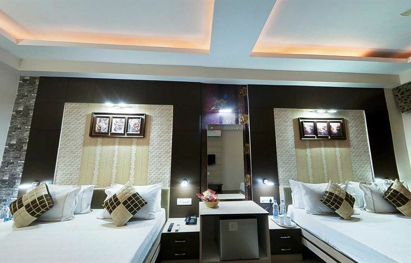 Hotel Om Sai Palace 1