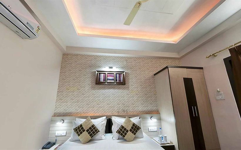 Hotel Om Sai Palace 2