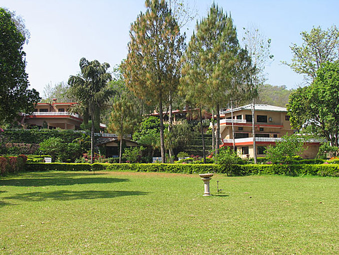Corbett Riverside Resort Ramnagar