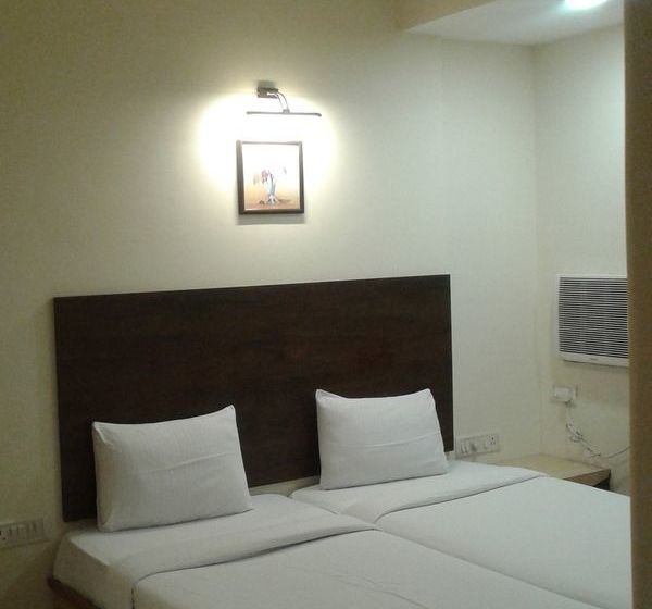 Hotel Konark Inn 8