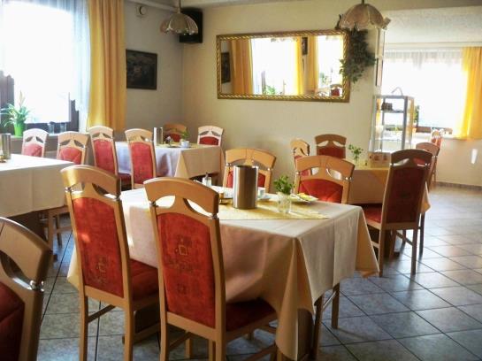 Hotel Am Sutschke- Tal 5