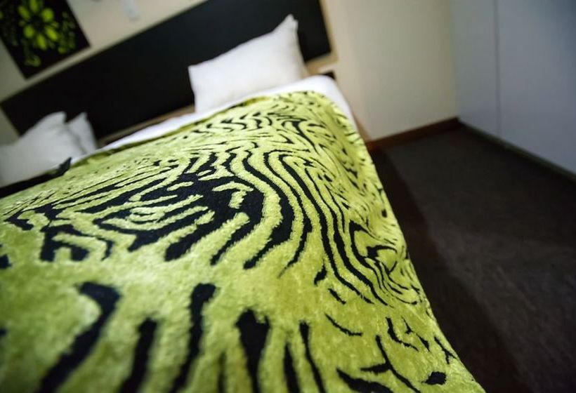 Hotel Premiere Classe Suite Johannesburg 15