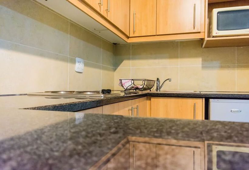 Hotel Premiere Classe Suite Johannesburg 17