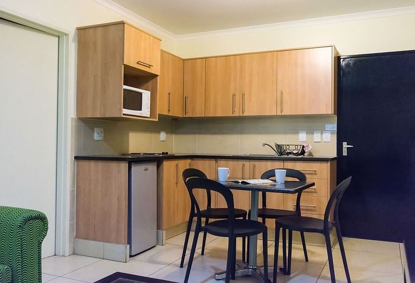 Hotel Premiere Classe Suite Johannesburg 9