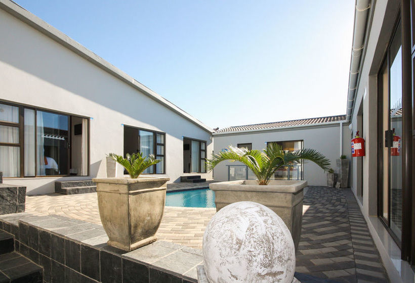 Pension Le Blue Guesthouse