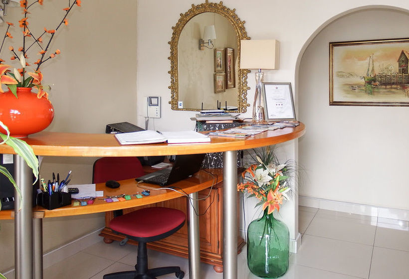 Pension Le Blue Guesthouse 1