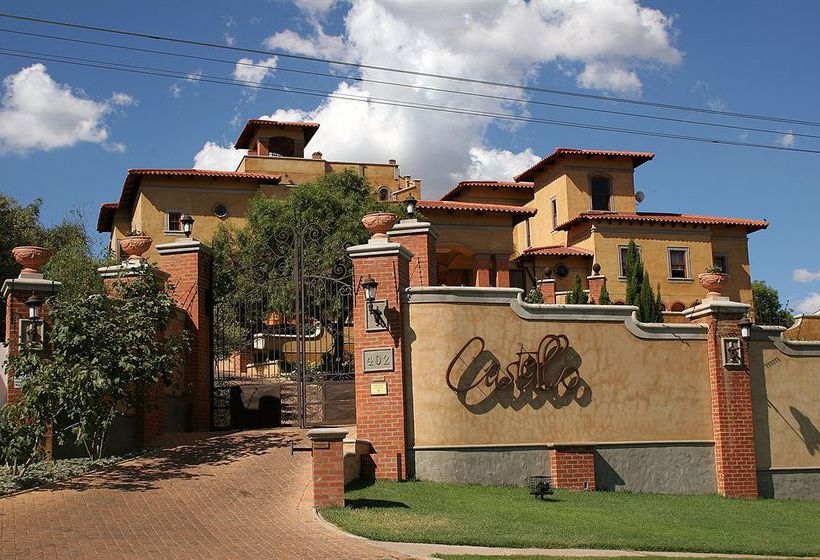 Hotel Castello Di Monte 4