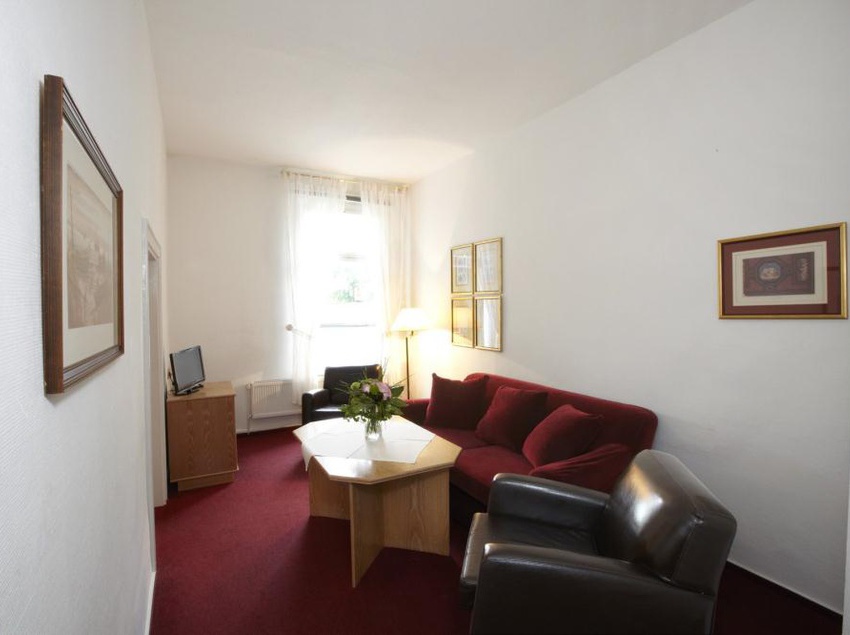 Hotel Weisses Schloss 7