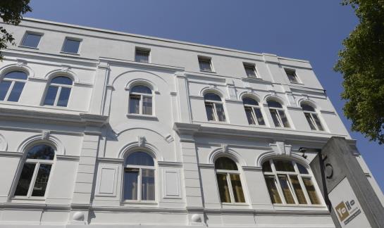 Hotel Yoho The Young 2