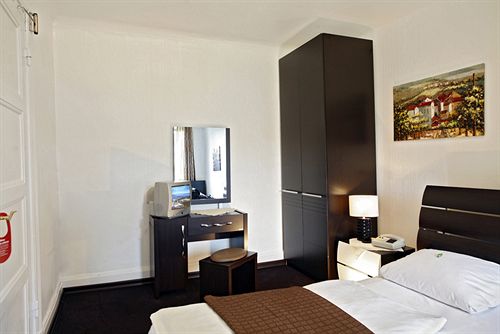 Centro Hotel Hamburg 19