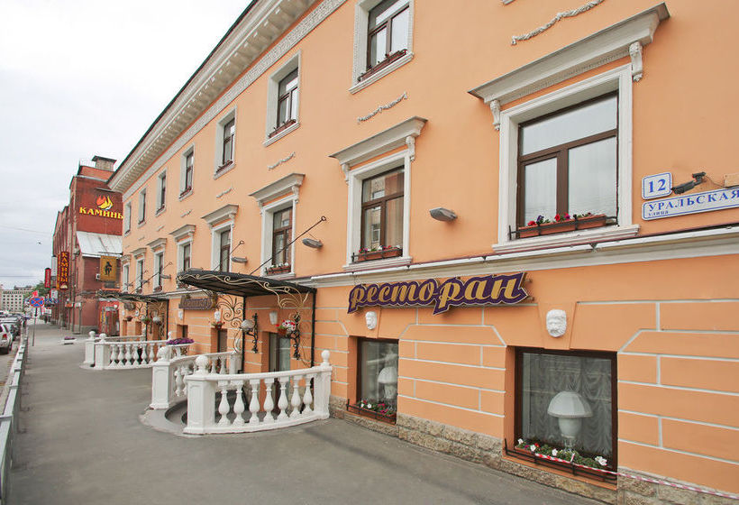 Hotel Menshikov 9