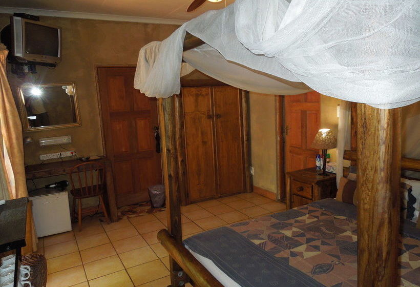 Trees Too Guest Lodge 12