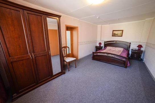 Hotel Yubileynaya 19