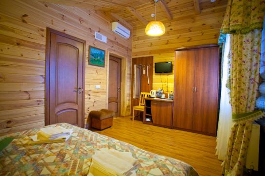 Hotel Svetliy Terem 11