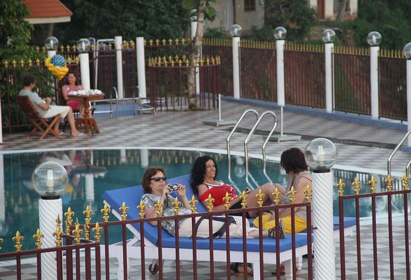 Hill & Sea View Beach Resort 9