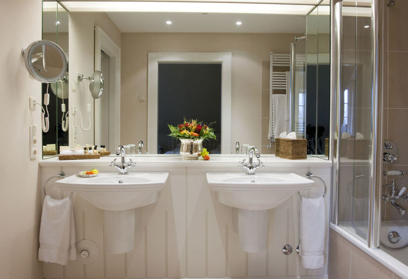 Hotel Schloss Lüdersburg 12