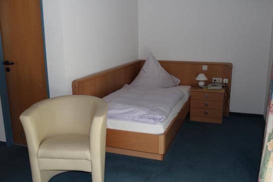 Hotel Zum Goldenen Wagen 7