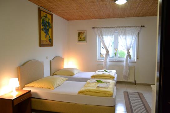 Hotel Kraichtaler Hof 8