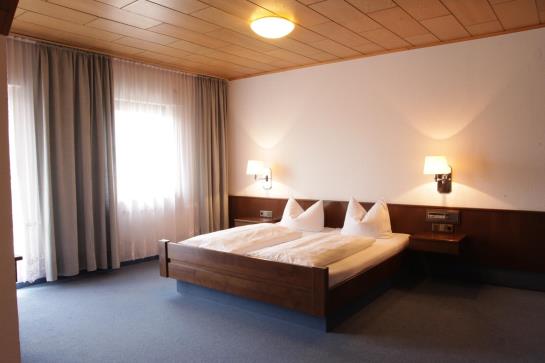 Hôtel Zum Kirschbaum 5